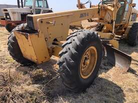 JOHN DEERE JD670A GRADER.  - picture1' - Click to enlarge