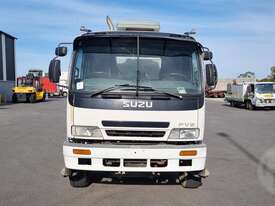 Isuzu F3 - picture0' - Click to enlarge