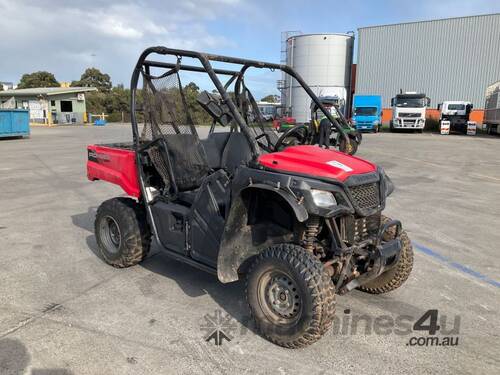 Honda Pioneer 520-2 ATV 4WD