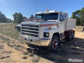 1980 International S Line Tipper Day Cab - picture0' - Click to enlarge