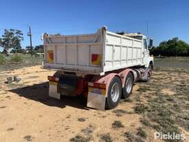 1980 International S Line Tipper Day Cab - picture2' - Click to enlarge