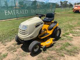 CLUB CADET LT1042 RIDE-ON LAWN MOWER - picture0' - Click to enlarge