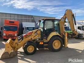 2020 CAT 432 Backhoe/ Loader - picture2' - Click to enlarge