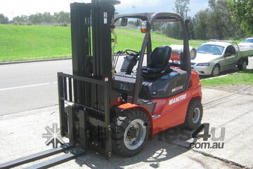 MANITOU MI30G - 4.7M Container Entry