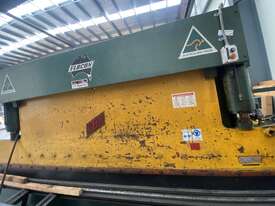 Hydraulic Press Brake Folder 60 Ton - picture0' - Click to enlarge