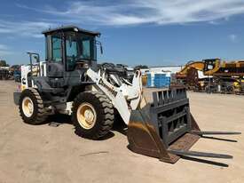 2016 Champion CL130TC Articulated Wheeled Loader - picture0' - Click to enlarge