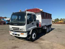 2006 Isuzu F3 FVZ - picture1' - Click to enlarge
