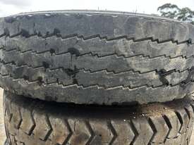 Pallet of Various Size Rims and Tyres - picture2' - Click to enlarge