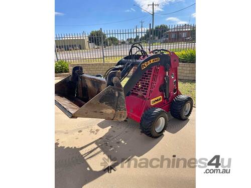 Package Deal! Dingo Mini Digger K9-3 + Trailer + Attachments - A1 condition