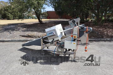 Incline Conveyor Metal Detector - 300 x 100mm Opening - Goring Kerr DSP2