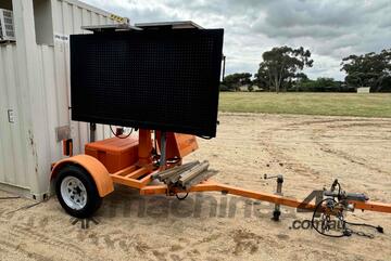 Vermac PCMS548 Variable Message Sign Trailer