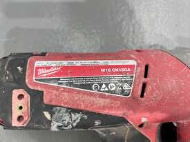 Milwaukee cordless finish nailers - picture0' - Click to enlarge