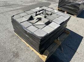 4.5 Pallets of Grey Pavers - picture2' - Click to enlarge