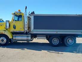 Western Star 4800FX Constellation - picture1' - Click to enlarge