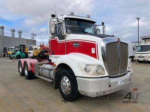 2015 Kenworth T409 Prime Mover Day Cab