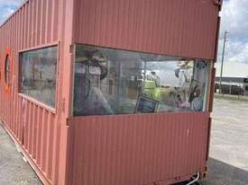 40' Modified Shipping Container - picture1' - Click to enlarge