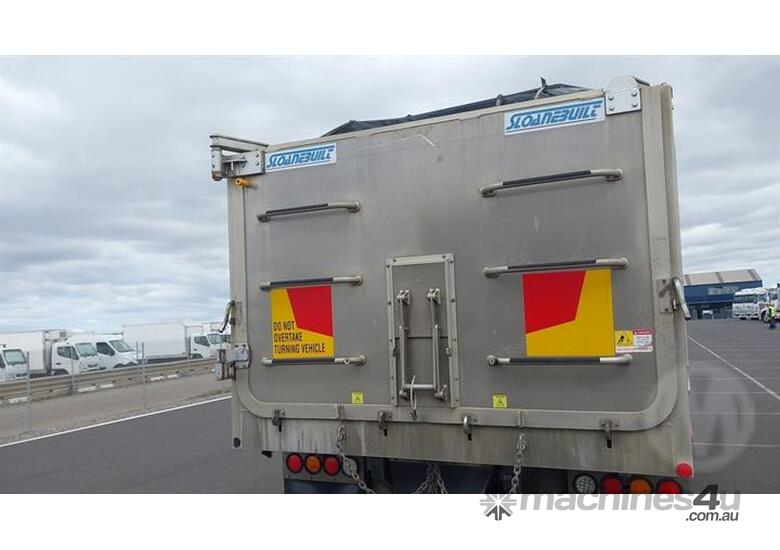 caption Mack Clxt Superliner