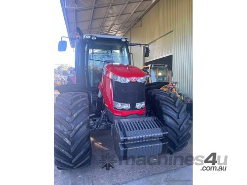 2017 Massey Ferguson 7724 Tractor – High-Performance for Farming!