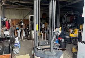 CROWN WR3000TL192 Walkie Reach Forklift - No Forklift License Needed -