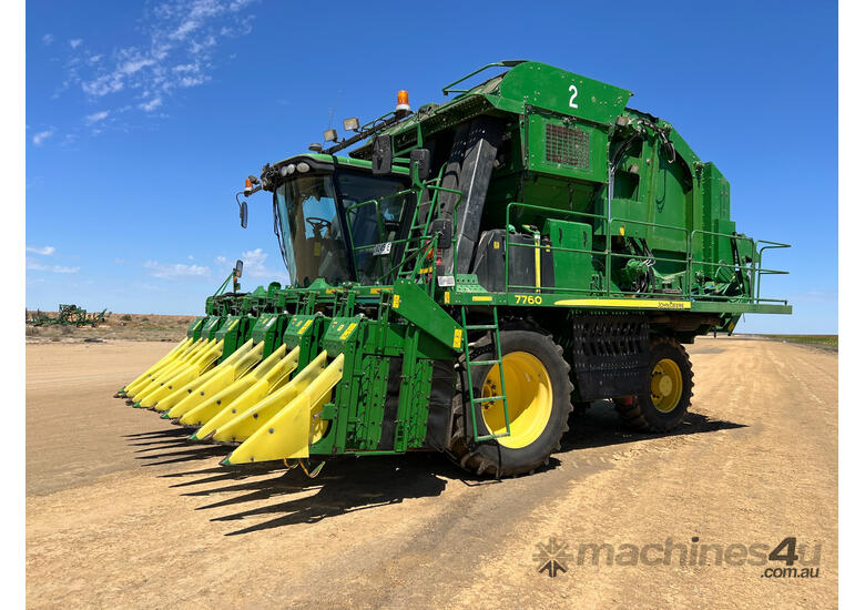 John Deere 7760 Cotton Picker/Stripper Harvester/Header