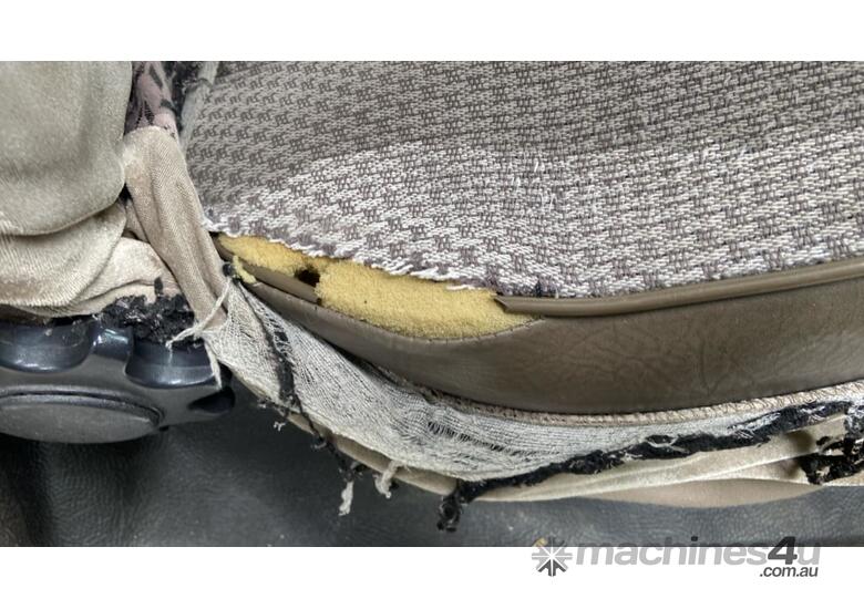 caption 1990 Ford F250 Single Cab Dual Wheel Rear Axle with Crane LPG/Petrol (Auto)