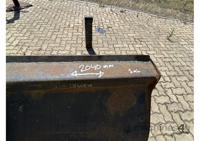 caption Bucket Fits JCB-527 Telehandler
