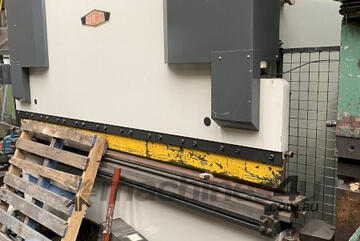   Guilotine & Press brake