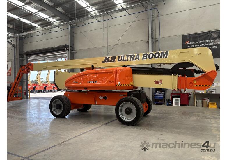caption JLG 1250AJP Articulating Boom Lift