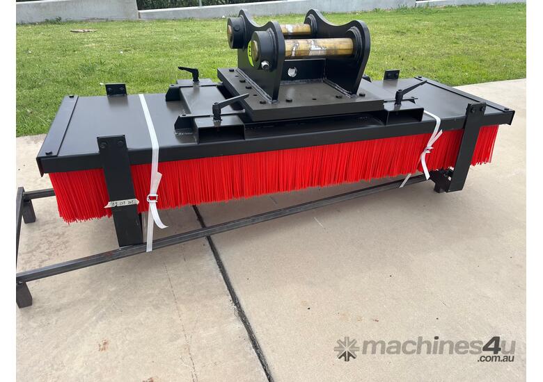 1800mm Broom Attachment to suit 10-17T Excavator