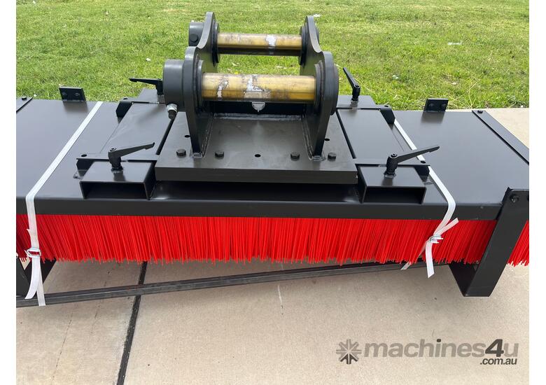 1800mm Broom Attachment to suit 10-17T Excavator