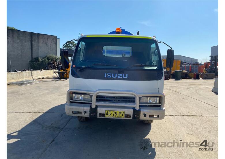 2005 Isuzu Nqr450 Medium