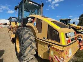 Caterpillar CP56 - picture1' - Click to enlarge