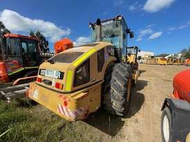 Caterpillar CP56 - picture2' - Click to enlarge