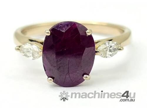 caption 18 CARAT WHITE GOLD DIAMOND AND RUBY RING