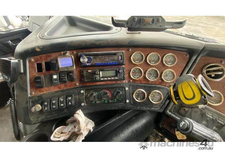 caption Kenworth K200