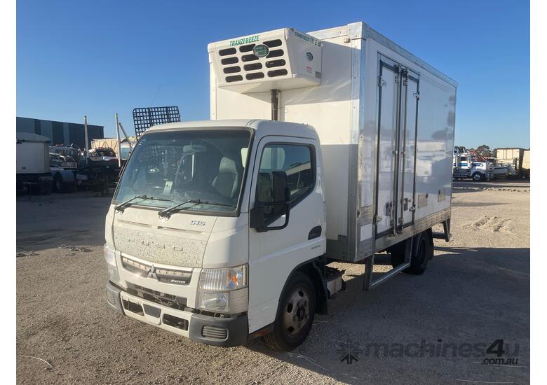 caption 2019 Mitsubishi Fuso Canter 515 Refrigerated Pantech