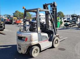 Nissan PL02A25U - picture2' - Click to enlarge