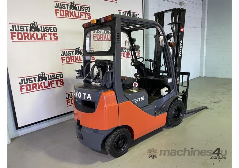 2019 TOYOTA 32-8FG18 3700 V 2 STAGE Clearview mast   