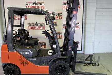 2019 TOYOTA 32-8FG18 3700 V 2 STAGE Clearview mast