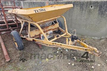 Trailing Super & Fertiliser Spreader