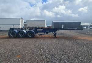 2005 Barker Tri/A Rollback Skel Trailer 2005 Barker Tri/A Rollback Skel Trailer