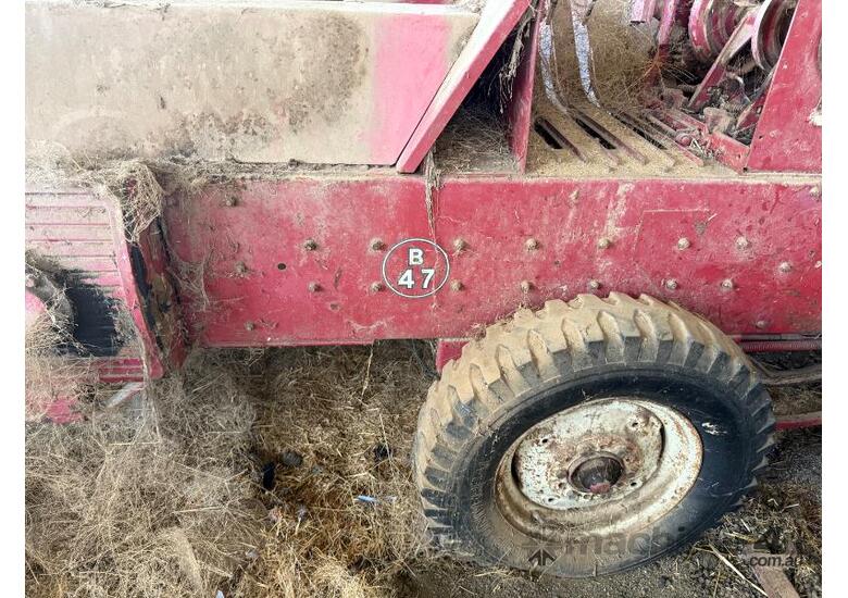 International B47 Small Square Baler & Baltic Simplex Bale Loader