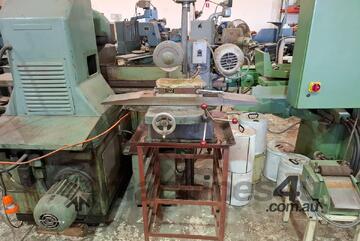 Atlas Manual Surface Grinding Machine