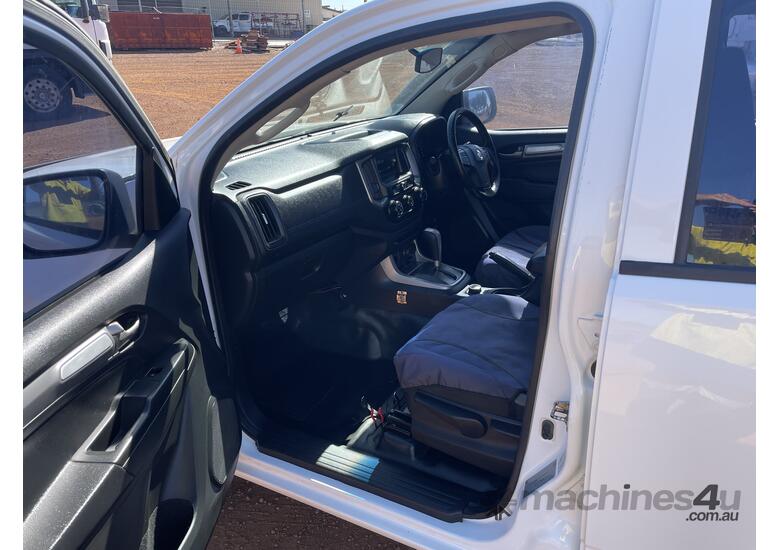 caption 2018 Holden Colorado LS Diesel (EX CORPORATE)