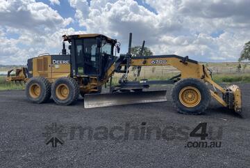John Deere   670G John Deere   670G