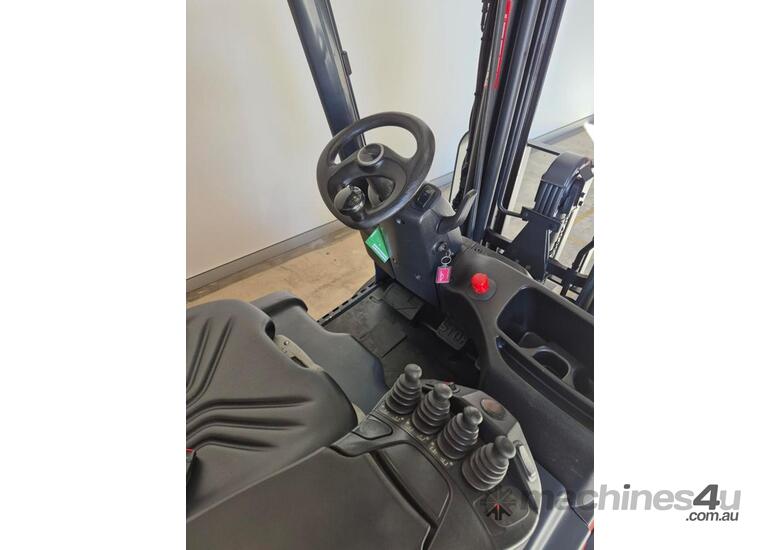 Linde E16C Electric Forklift - 1.6 tonne