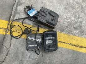 2x Single Tool Battery Fast Chargers with 1x Battery - picture0' - Click to enlarge