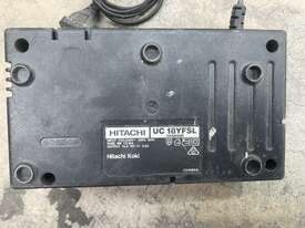 2x Single Tool Battery Fast Chargers with 1x Battery - picture0' - Click to enlarge