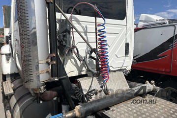 2007 International 7600 Prime Mover