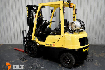 Hyster 2.5 Tonne LPG Forklift with Sideshift & Fork Positioner 905 LOW HOURS